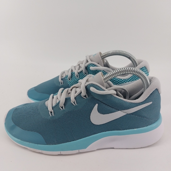 Nike Blue Athletic Shoes - Picture 2 of 7